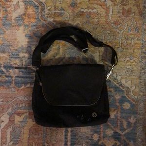LULULEMON crossbody bag